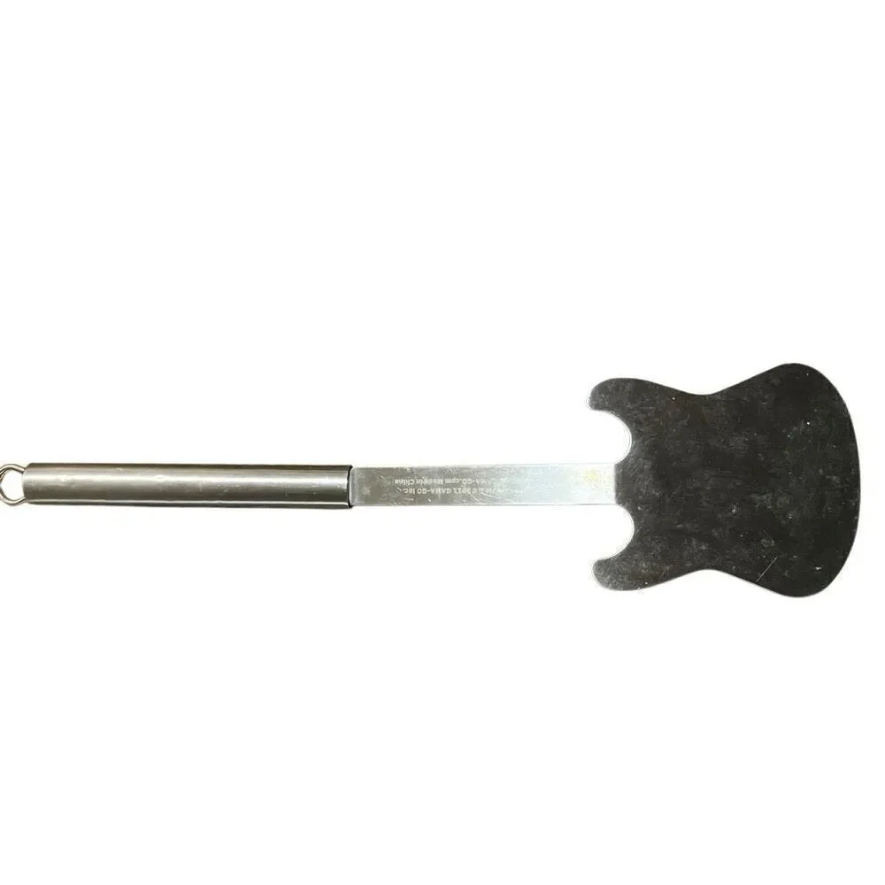 Gama- Go features embossed